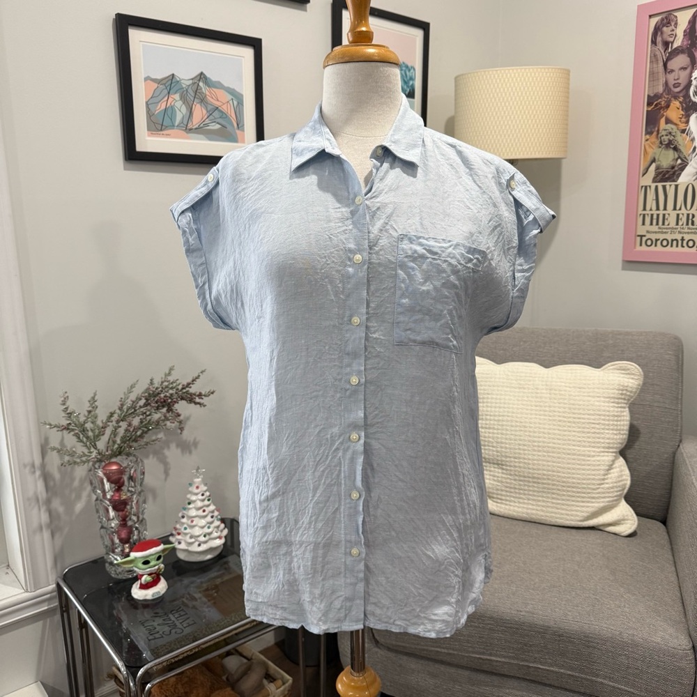 Lord & Taylor Light Blue Button-Down Shirt